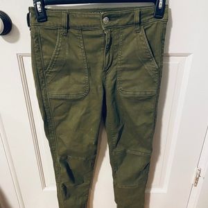 army green AE skinny jeans (hi-rise)